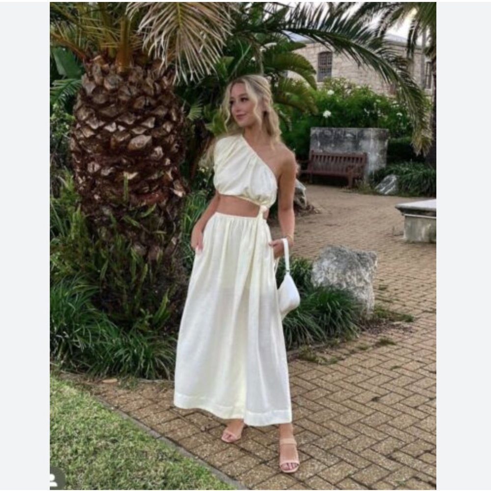 🥭 FARM Rio One-Shoulder Cutout Maxi Dress - Picture 15 of 16